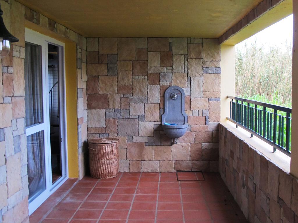 Гостьовий будинок Bisbis House Порту-Моніш Екстер'єр фото