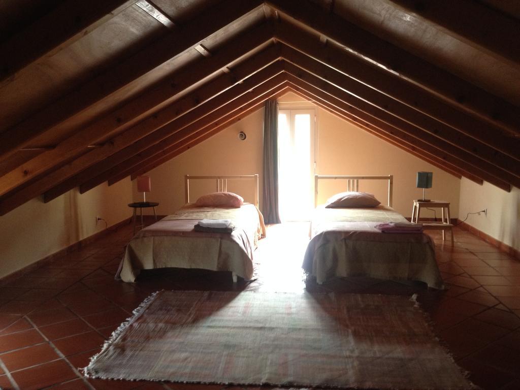Гостьовий будинок Bisbis House Порту-Моніш Екстер'єр фото